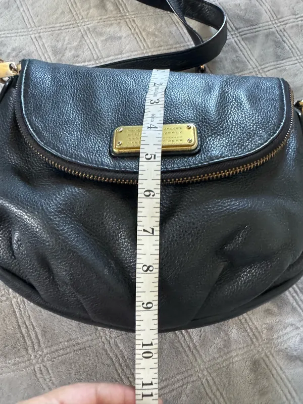 Marc Jacobs Black Leather Crossbody Bag - Image 6