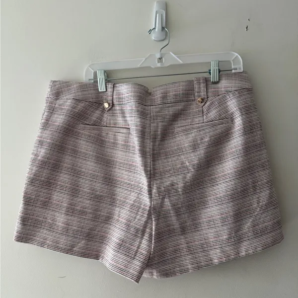 LOFT Button‎ Tab Riviera Shorts with 4 Inch Inseam Red and White - Image 4