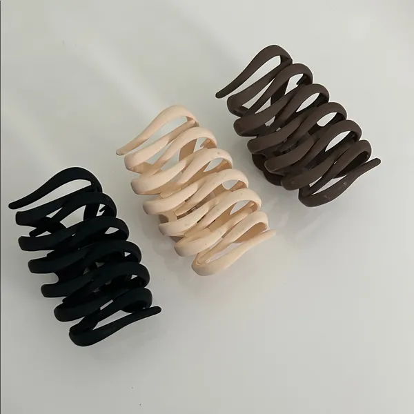 Elegant Hair Claw Clips Set - Black, Cream, Brown - Image 2