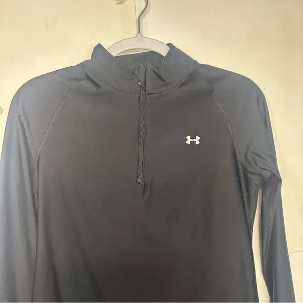 Under Armour Black Quarter Zip Top women’s medium - Image 5