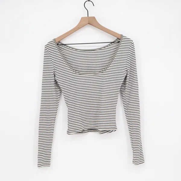 Unbranded Top Womens S Striped Scoop Neck Gray White Ribbed Cropped Excellent - Image 4