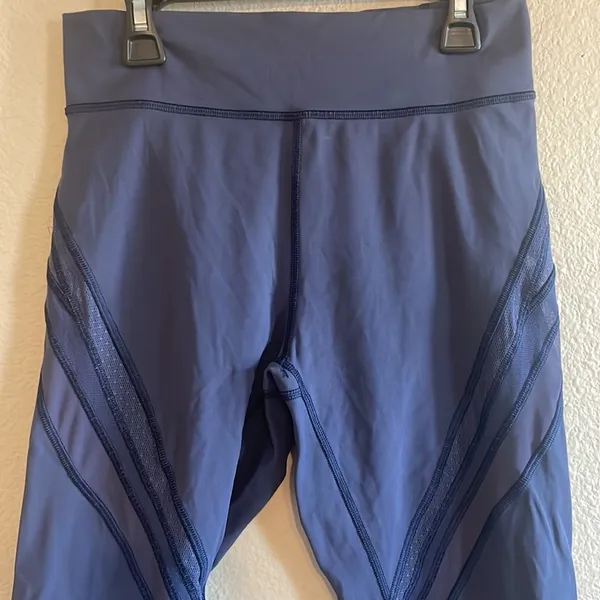 Lululemon Never Still Crop 21" Leggings Cadet Blue‎ size 8 - Image 2
