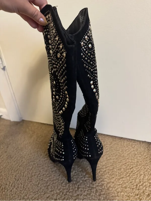 Olivia Miller Black Faux Suede Studded Knee High Stiletto Boots Size 7 - Image 5