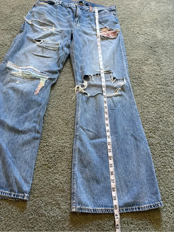 American Eagle Strigid Low Rise Baggy Flare Distressed Jeans Rainbow Size 10 - Image 7