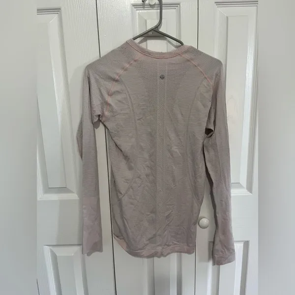 Lululemon Swiftly Tech Long Sleeve Tee Blush Pink Size 8 - Image 6