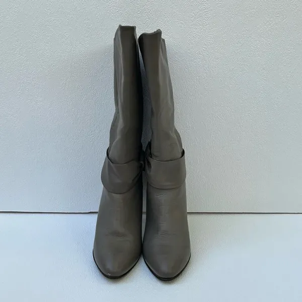 Leather boots Size 5.5 - Image 2