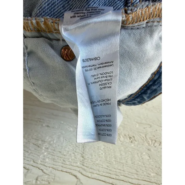 We The Free Free People Jeans Light Wash Straight Leg Raw Hem Button Fly Size 31 - Image 5