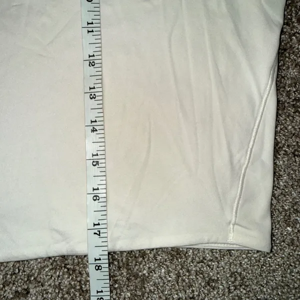 Lululemon Fitted Crop Tee Womens 8 White Good‎ Short Sleeve Relaxed Fit Shirt - Image 3
