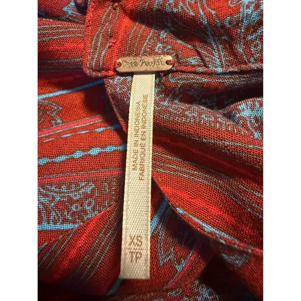 Free People‎ Red Blue walking on a dream Top xs boho whimsi fairy flowy Shirt - Image 5