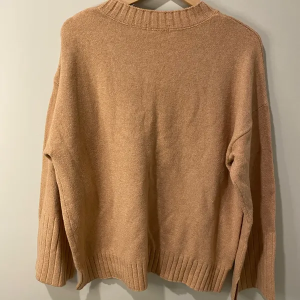 Sanctuary- Tan Button-Shoulder Sweater- Size Large - Image 6