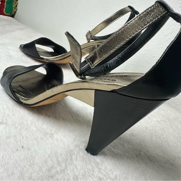 Kate Spade Classic Black and Gold Strappy Heels Size 8 - Image 9