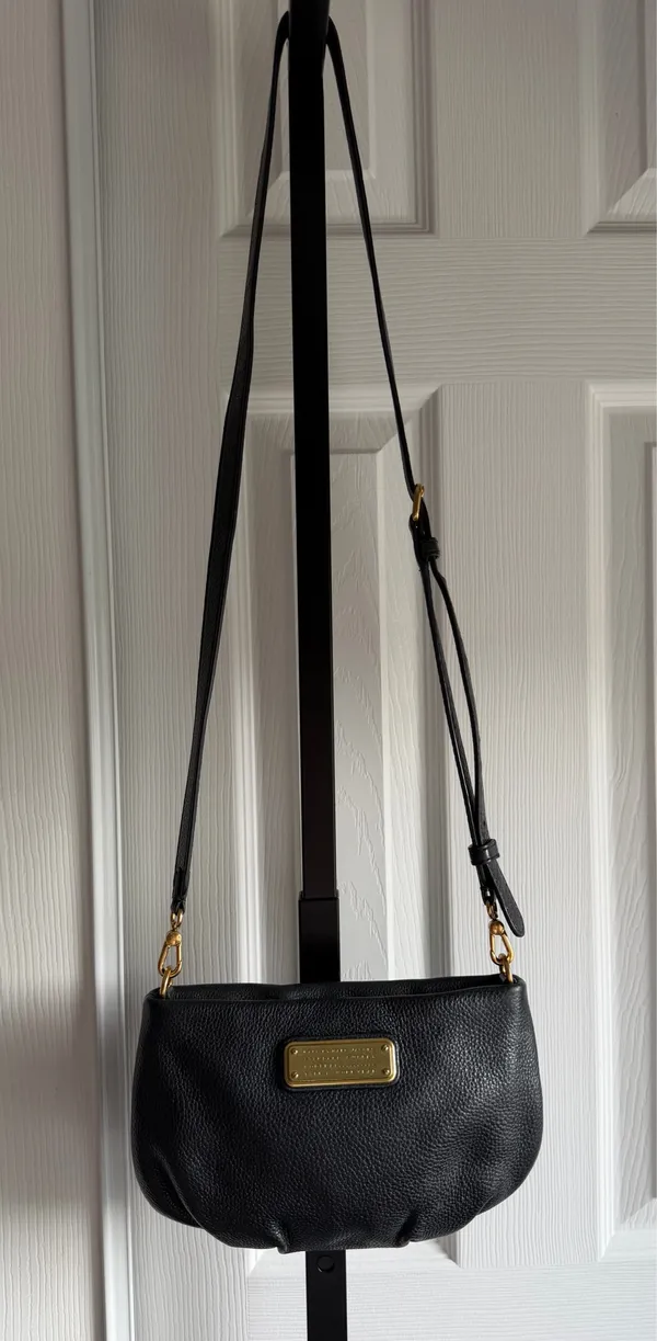 Marc by Marc Jacobs Black Leather Crossbody Bag - Image 10