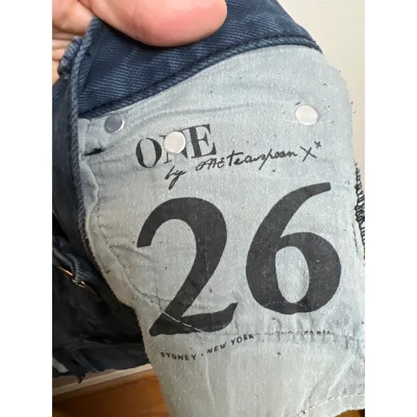 One by One Teaspoon Trash W*ores Black Shorts Sz. 26 - Image 6