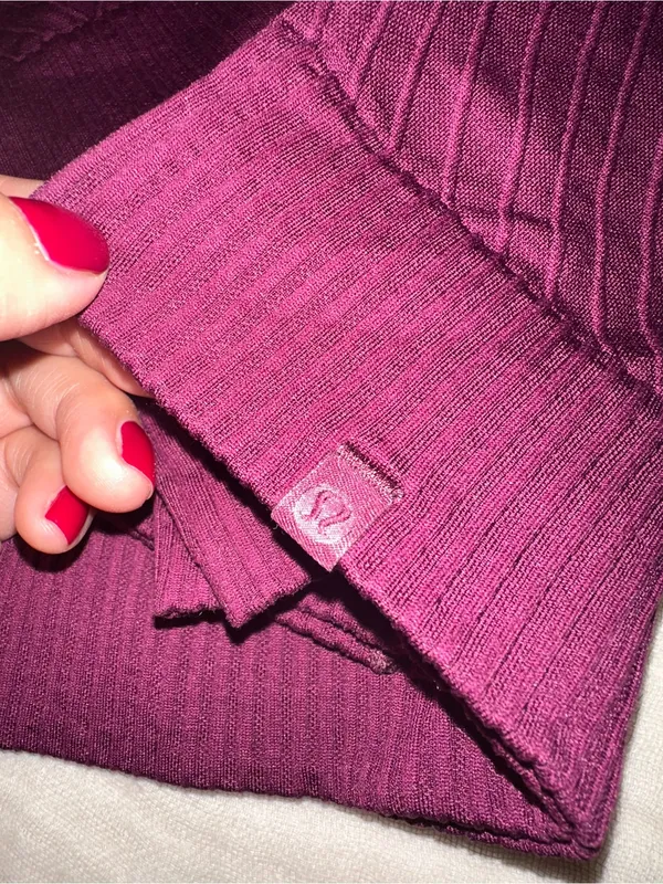 Lululemon Ribbed Rest Less Pullover Long Sleeve size 6 - Image 4