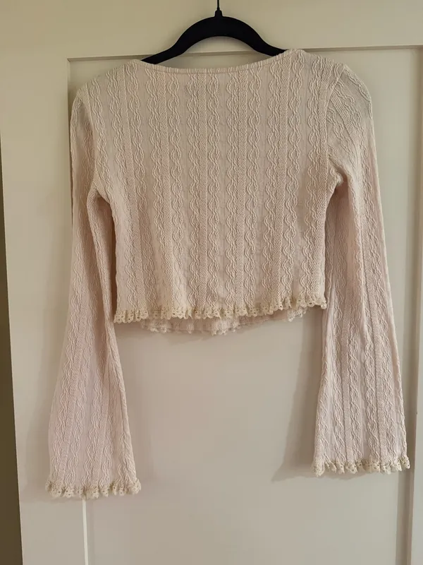Edikted Long Sleeve Knit top M - Image 5