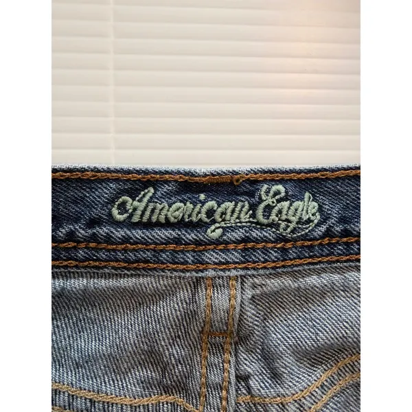 American Eagle‎ Favorite Fit Flare Jeans Medium Wash Distressed 6 Reg 100 Cotton - Image 5