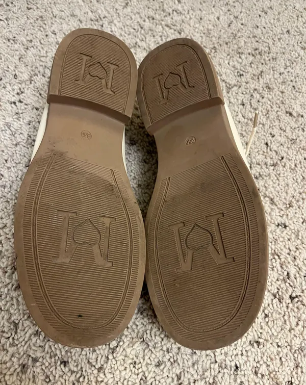Youma platform loafer size 8  - Image 5