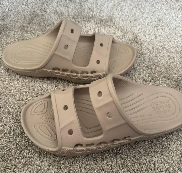 Crocs - Image 2