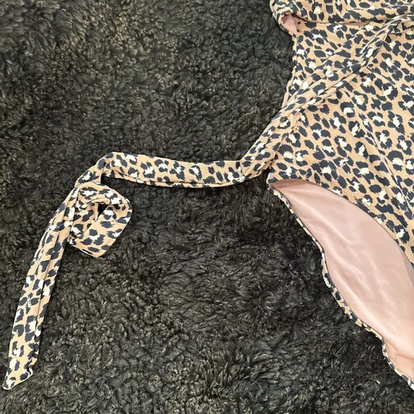 Aerie Wrap One Piece Swimsuit Size Medium Leopard Print - Image 5