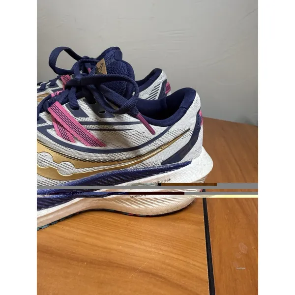 Saucony Women's Prospect Glass Triumph 20 Lace Up Sneaker Running Shoes Size 9 - Image 2