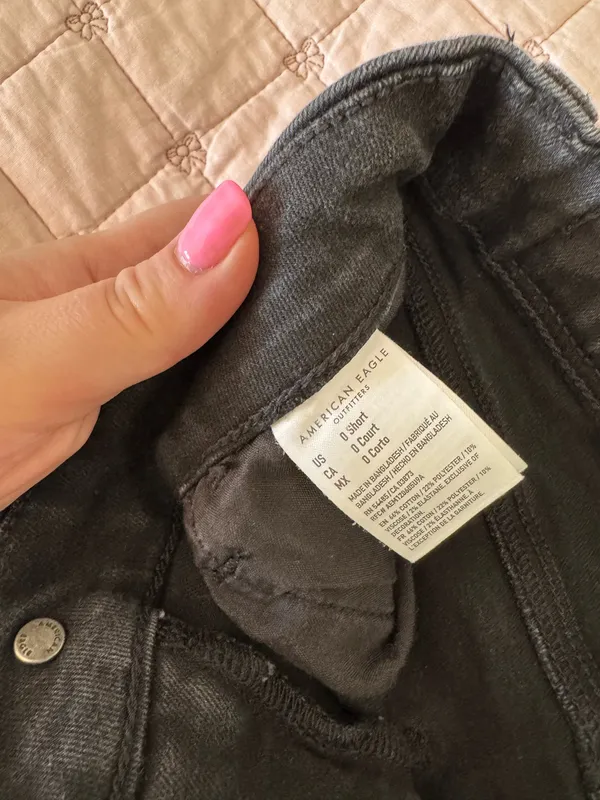American Eagle Jeans - Image 4