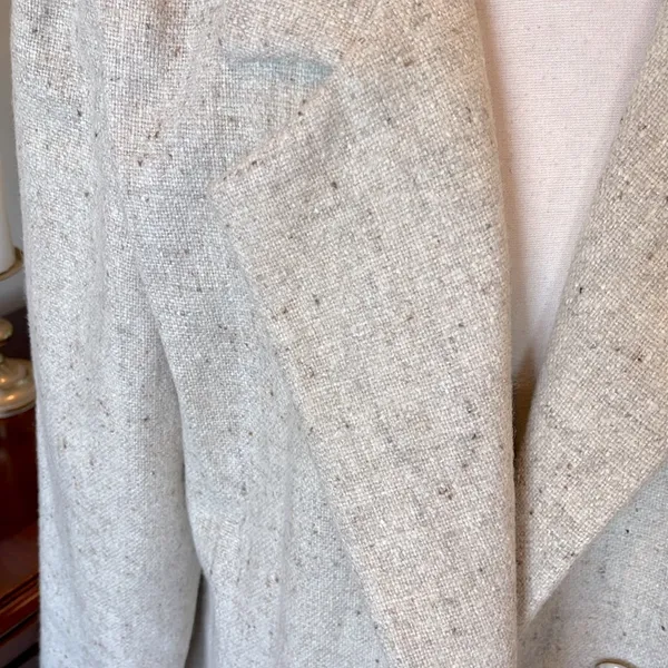Vintage Women's Long Speckled Beige Coat Size 8 - Image 3