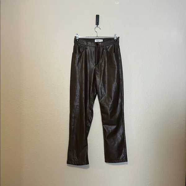 Abercrombie & Fitch The 90’s Straight Ultra High Rise‎ Faux Leather Pant Size 27 - Image 3