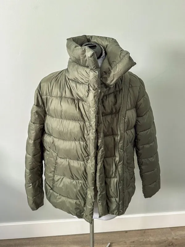 Tahari Olive Green Puffer Coat - Image 6