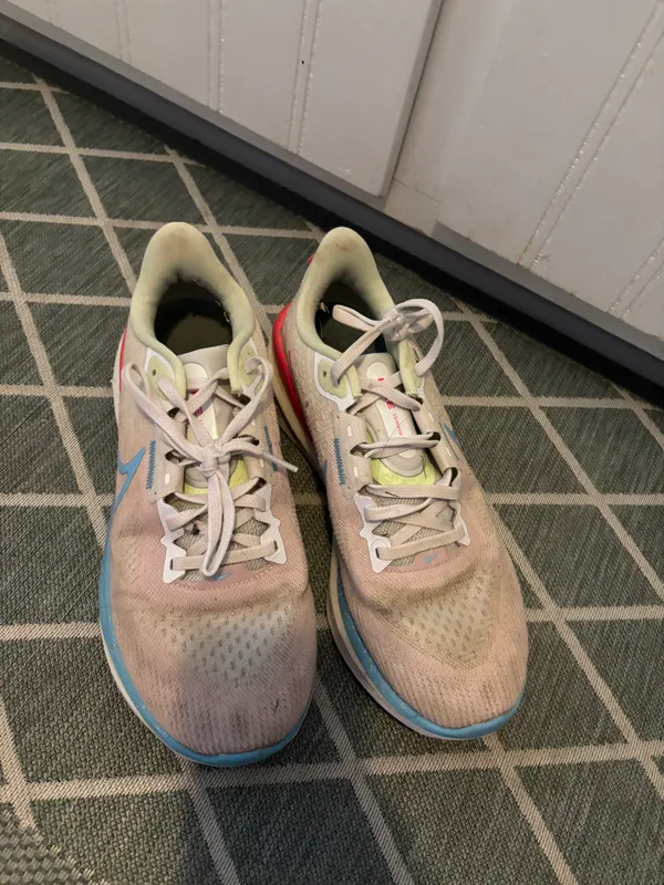 Nike Women’s Shoes - Image 2