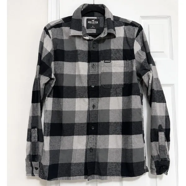 Hollister Black Gray Buffalo Plaid Flannel Button Down Shirt Small 100% Cotton - Image 2