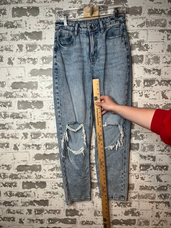 American Eagle | women mom straight distressed denim jeans - Image 5