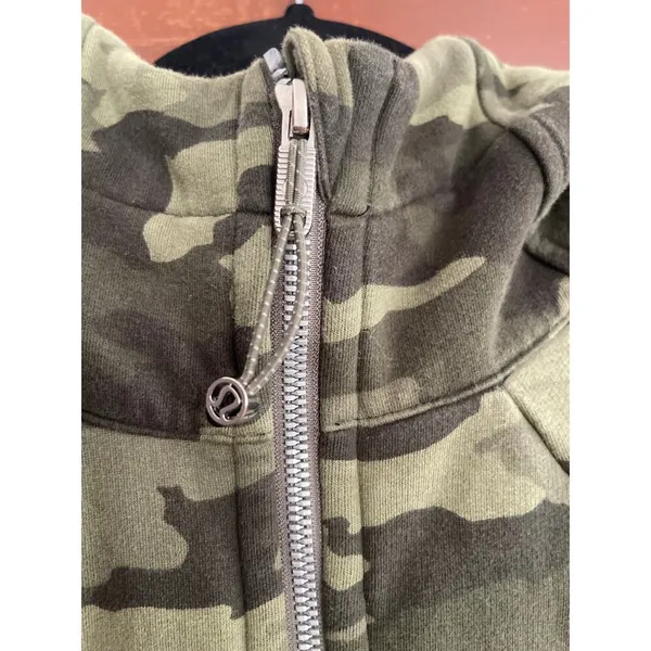 Lululemon scuba camouflage hoodie jacket size 8 - Image 2
