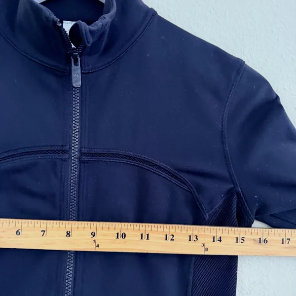 Lululemon Mesh Is More Jacket Black SIZE 6 Fitted Stretch Soft‎ Sporty Running - Image 14