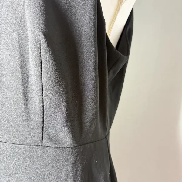 Lulus Black Mermaid Spaghetti Strap Peek-A-Boo Back Detail Full Gown Black XL - Image 4