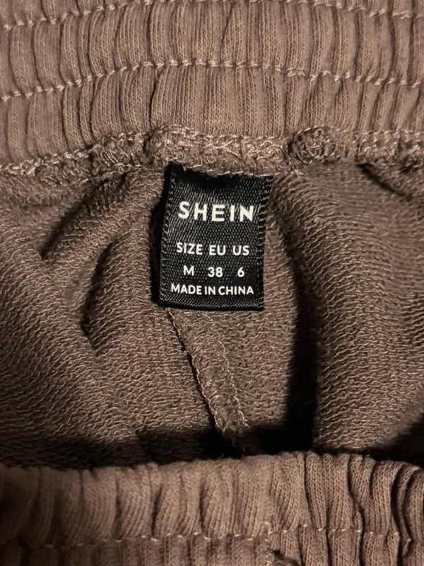 SHEIN brown shorts size M #shein #brown - Image 3