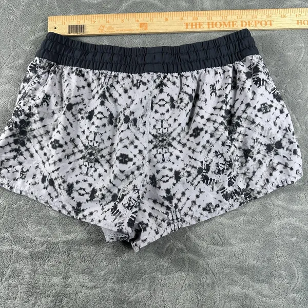 Vuori Clementine Shorts Gray Shibori Print Small Running Athletic Gym 2.5" Lined - Image 7