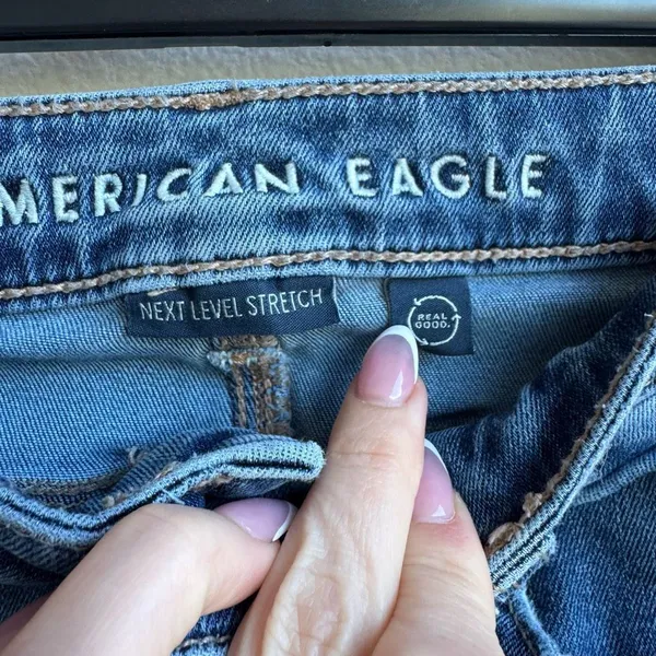 American Eagle Super High Rise Flare Indie Boho Festival Jeans Size 4 - Image 3
