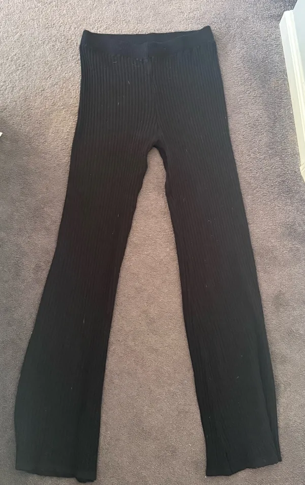 Zara black ribbed flare pants - Image 2