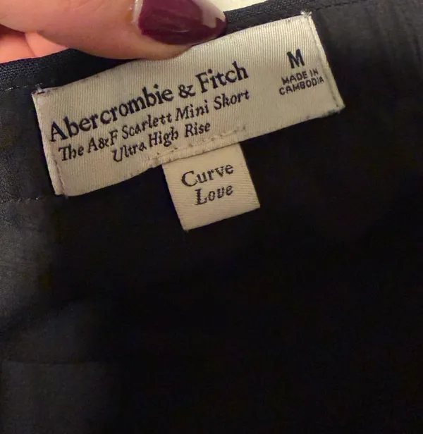 Abercrombie Scarlett Mini Skort Curve Love Black - Image 3