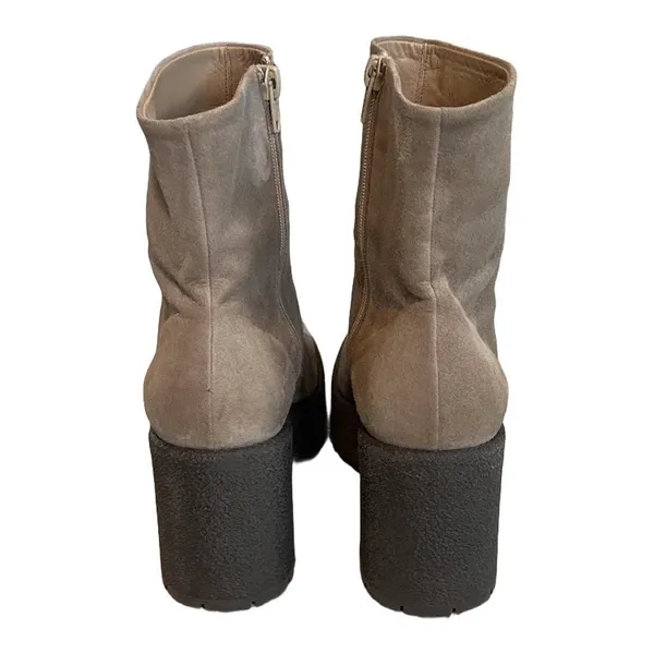 Charles David Taupe Suede Platform Ankle Boots Made in Italy Lug‎ Sole Size 39 - Image 6