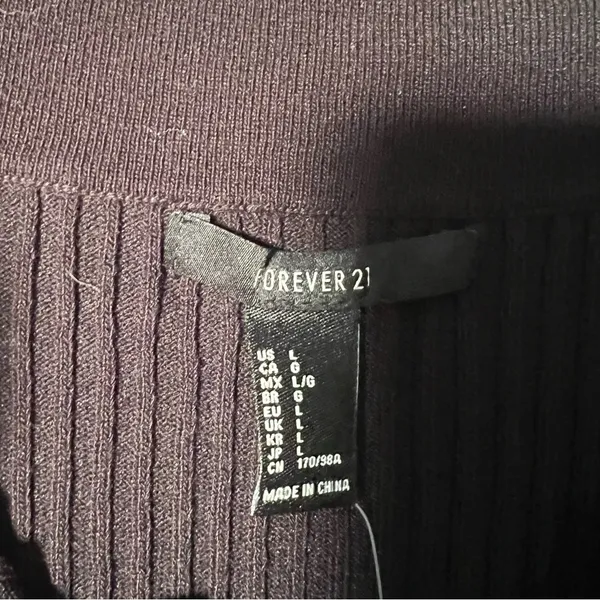 Forever 21 Women's Size Large Cold‎ Shoulder Sweater Black Ribbed Off Shoulder - Image 9