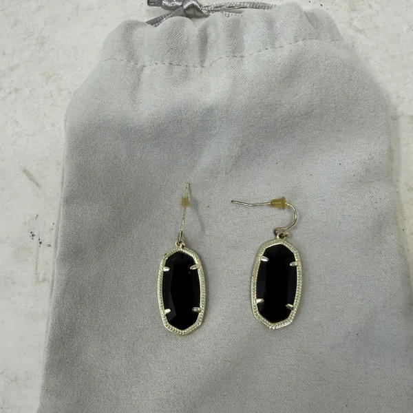 Kendra Scott Elle Gold Drop Earrings Black Opaque Glass - Image 5