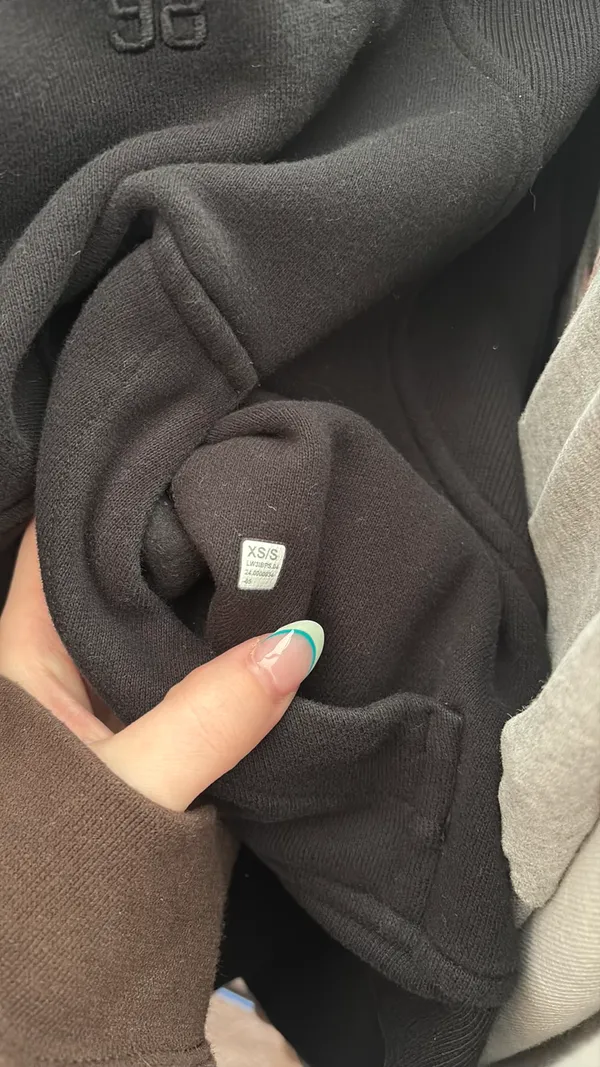 Lululemon Scuba Hoodie - Image 4