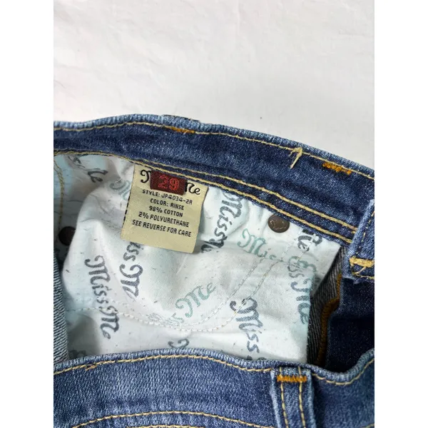 VTG Y2K Miss Me low rise dark rinse bootcut jeans. Size 29. retro - Image 3