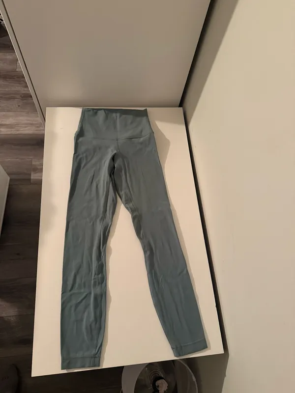 Lululemon Green Align Leggings 25" - Image 2