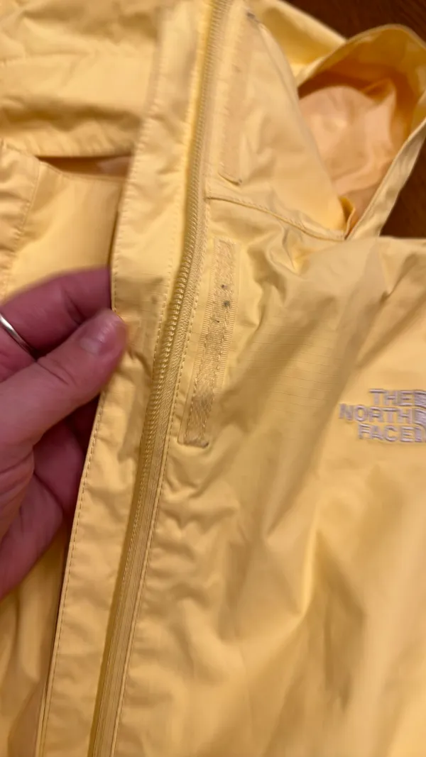 Yellow North face Windbreaker - Image 10
