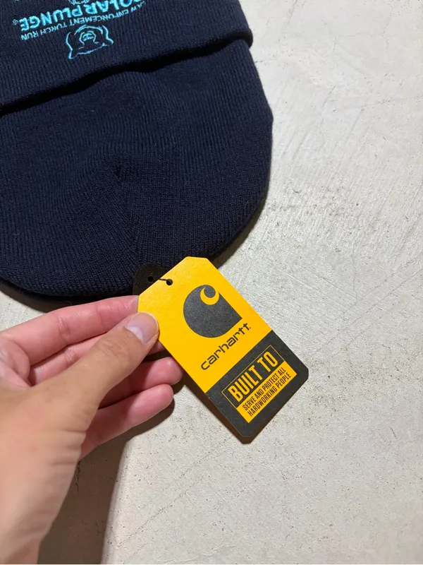 Carhartt NWT Navy Beanie with Bright Blue Polar Plunge Logo - Image 4
