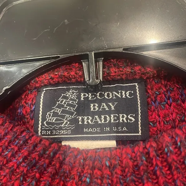 Vintage deep Red sweater with specks of blue -medium size oversized style - Image 3