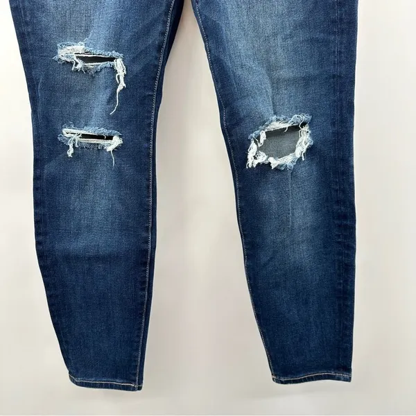 American Eagle Dark Wash Mid Rise Curvy Jegging Distressed Jeans Size‎ 4 Short - Image 3