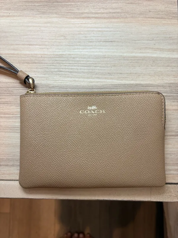 Coach Wristlet - Image 3